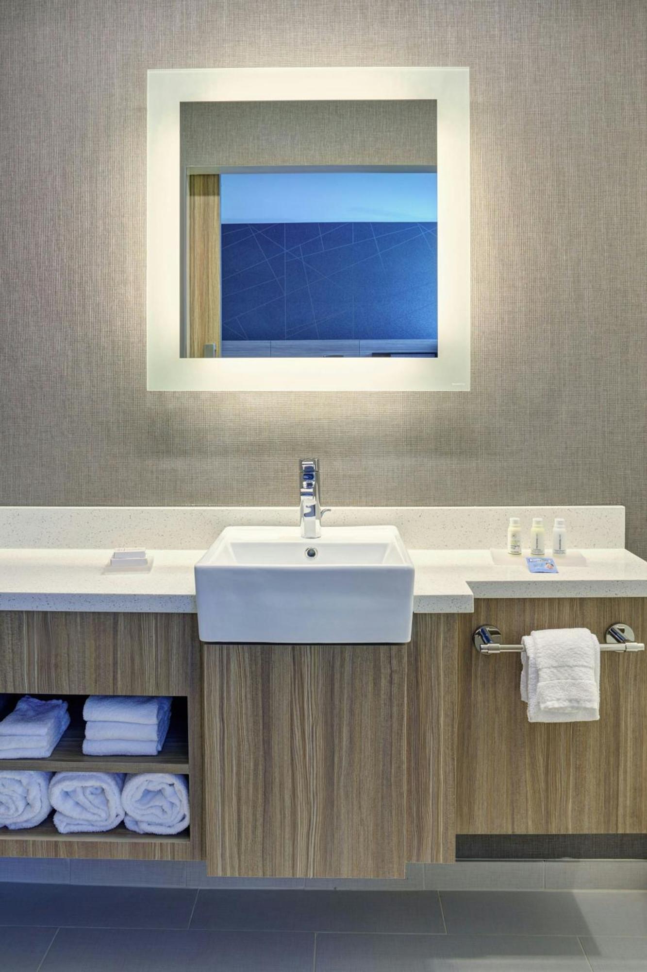 Springhill Suites By Marriott Grand Rapids West Grandville Buitenkant foto